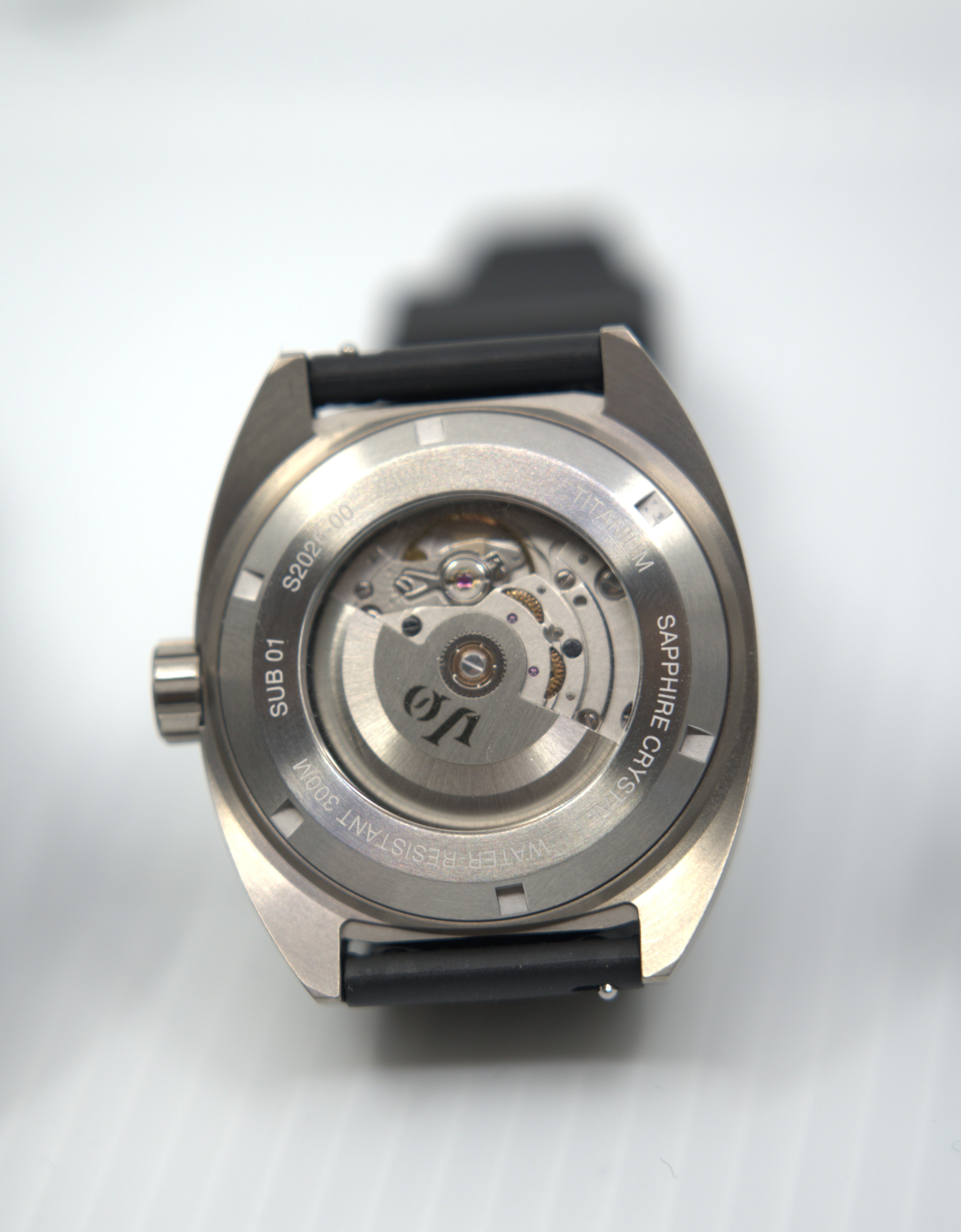 Sub-01 : Noir