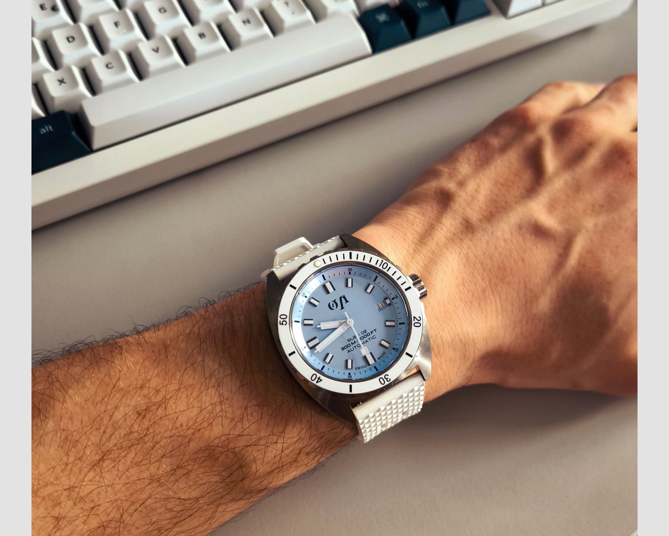 Sub-02 : Bleu glacier