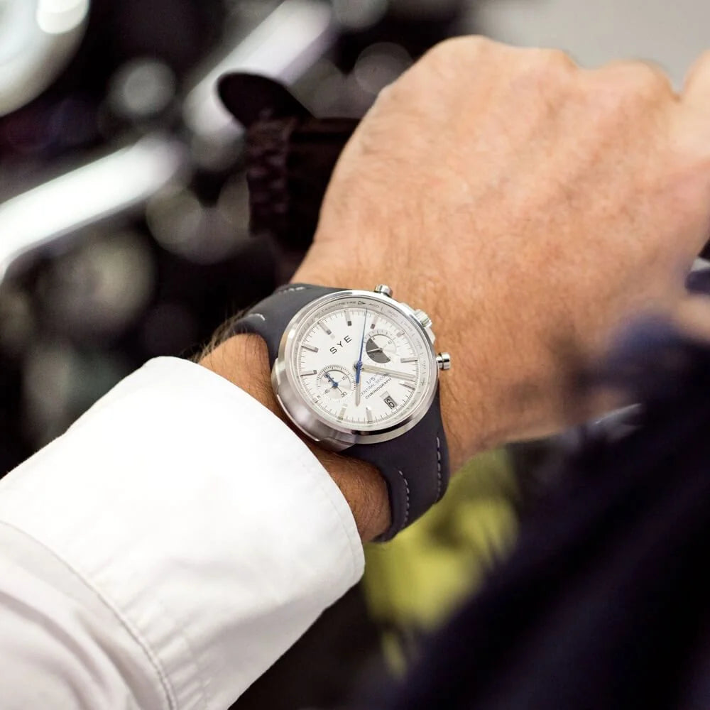 MOT1ON Chronograph Silver]